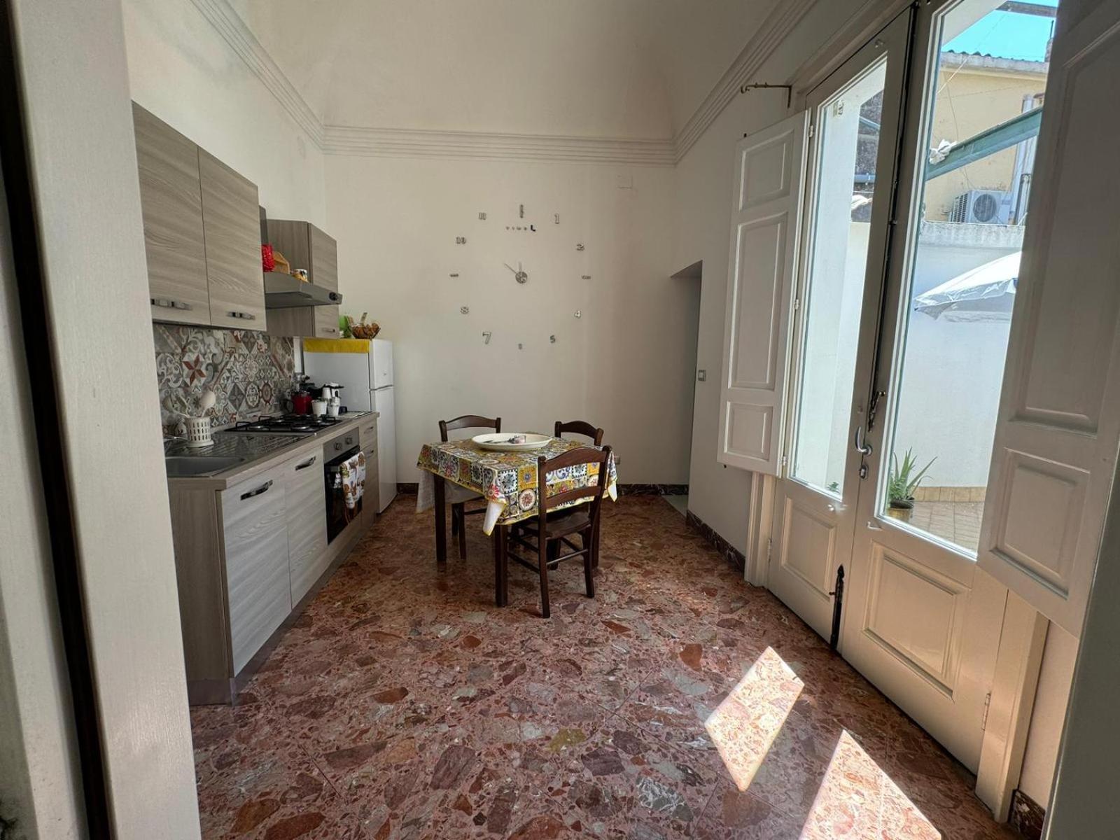 Arco Del Vescovo 2 Apartment Acireale Bagian luar foto